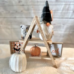 Halloween mini tray decor